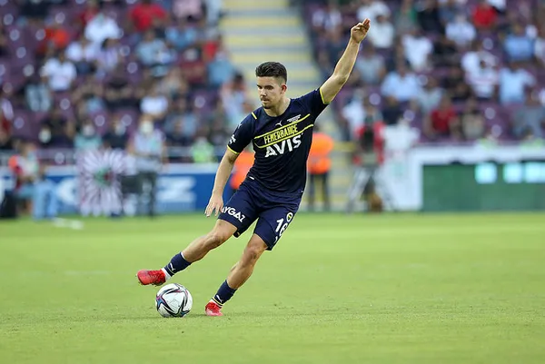 son-dakika-fenerbahcenin-yildizi-ferdi-kadiogludan-milli-takim-sozleri-tercihi-belli-oldu-mu-1634735066804.jpg SON DAKİKA! Fenerbahçe'nin yıldızı Ferdi Kadıoğlu'dan milli takım sözleri! Tercihi belli oldu mu?-2