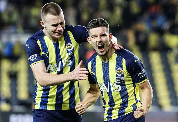 son-dakika-fenerbahcenin-yildizi-ferdi-kadiogludan-milli-takim-sozleri-tercihi-belli-oldu-mu-1634735063961.jpg SON DAKİKA! Fenerbahçe'nin yıldızı Ferdi Kadıoğlu'dan milli takım sözleri! Tercihi belli oldu mu?-4