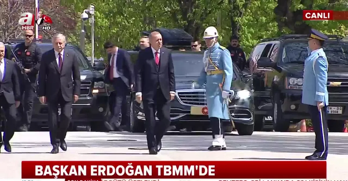 Başkan Erdoğan "23 Nisan Özel Oturumu" için TBMM'de