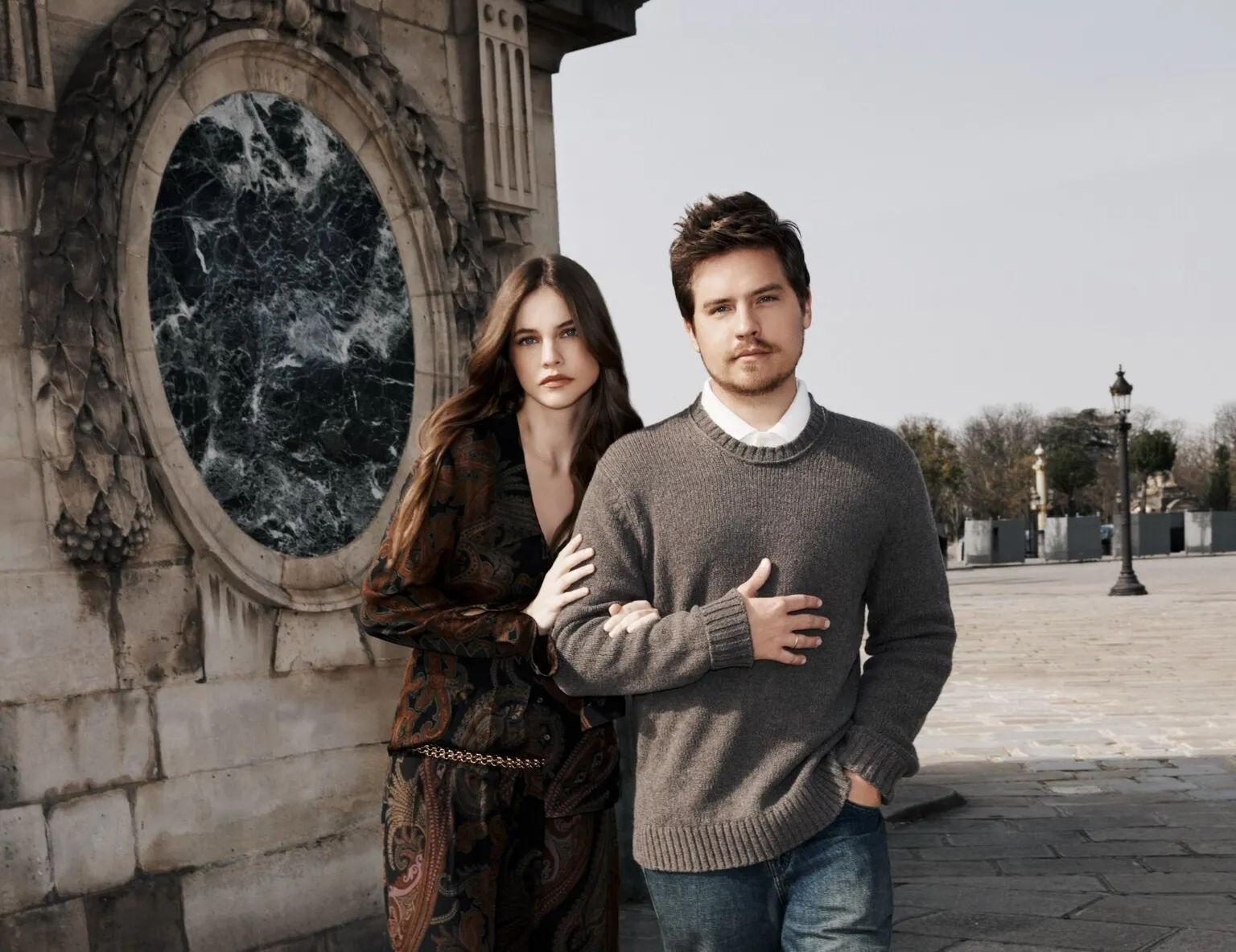 Barbara Palvin ile Dylan Sprouse ilk bebeklerine kavuştu: Bebeğin yüzü ve ismi sır gibi saklanıyor
