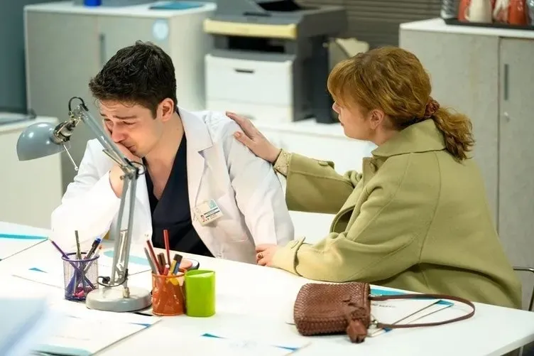 bahar-yeni-bolum-bu-aksam-var-mi-yok-mu-bahar-31-bolum-ne-zaman-1736227988994.jpeg (Kaynak: Show TV)