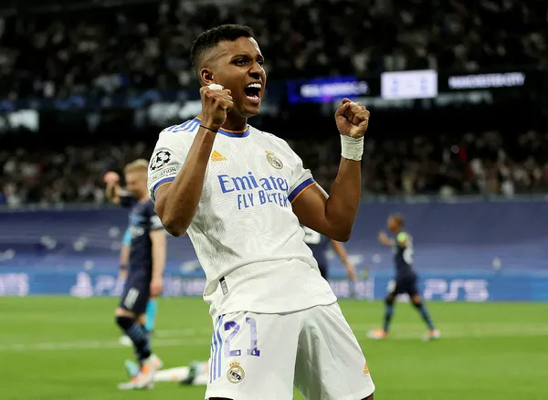 sampiyonlar-liginde-manchester-city-rmadride-elendi-guardiolanin-final-hasreti-11-yila-cikti-tourenin-sozleri-1651730708306.jpg Şampiyonlar Ligi'nde Manchester City R.Madrid'e elendi: Guardiola'nın final hasreti 11 yıla çıktı! Toure'nin sözleri ve Afrikalı Şamanların laneti mi?-3