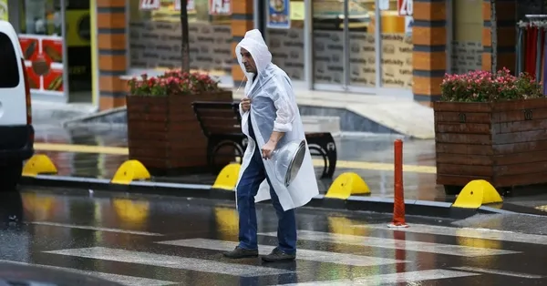 HAVA DURUMU | Meteoroloji’den İstanbul’a sarı uyarı! Çok kuvvetli geliyor! Bugün hava nasıl olacak?