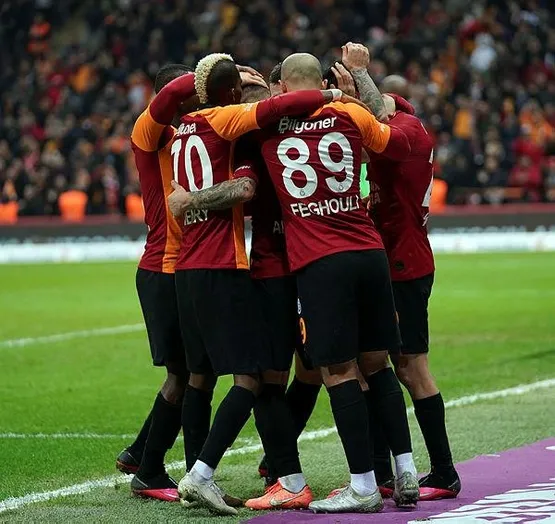 16-30 arasında fırtına var! Fenerbahçe-Galatasaray derbisini dakika dakika masaya yatırdık...-1