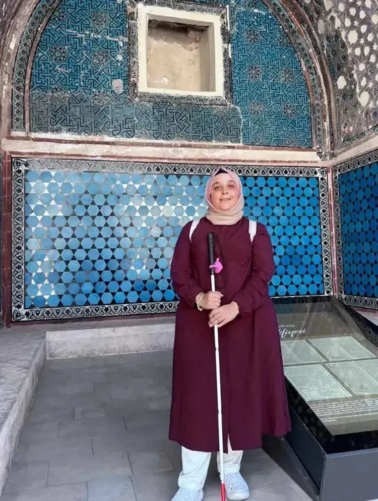 annesinin-sozu-gonul-gozunu-acti-1786651949779.jpeg 18 yaşında görme yetisini kaybeden Macide Büşra Yeloğlu, annesinin sözleriyle hayata tutundu-3