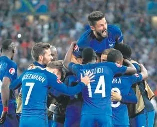 Son dakika golleri dikkat çekiyor!