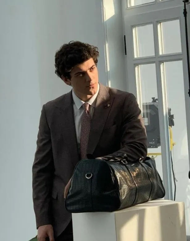 survivor-poyraz-kimdir-kac-yasinda-survivor-poyraz-instagram-adresi-ne-survivor-poyraz-hakkinda-bilinmeyenler-1610632628638.jpg Mesleğini duyunca şok olacaksınız! Survivor Poyraz kimdir, kaç yaşında? Survivor Poyraz Instagram adresi ne? Sevgilisi var mı?-5