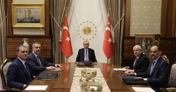 Başkan Erdoğan liderliğinde Külliye’de İsrail-İran konulu güvenlik toplantısı!