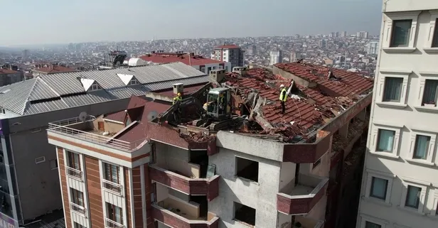 İstanbul Bağcılar'daki "Lego apartman" Uğurlu Apartmanı yıkıldı