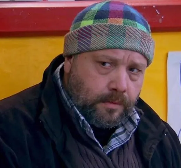 Leyla ile Mecnun'dan kan çıktı telefonlar yumruklar havada uçuştu bunu yapan da o ünlü isim! Acun Ilıcalı şutlayacak-10