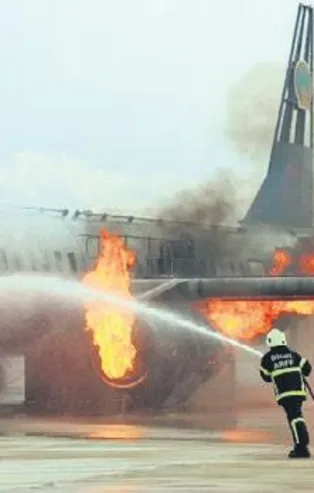 100 yolcu cayır cayır yanacaktı