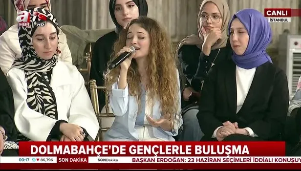 Başkan Erdoğan'ın isteğini kırmadı | Genç müzisyenden 'Gönül Dağı' jesti