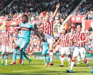 Emenike Karabük’e