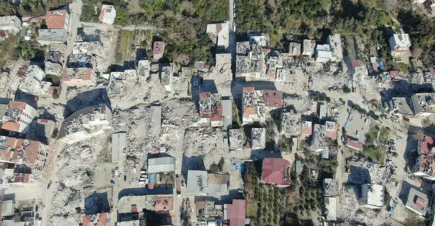 Hatay'da depremin acı bilançosu havadan görüntülendi