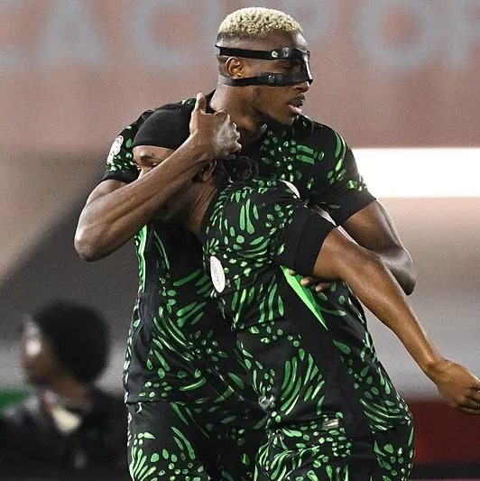 Osimhen’den Lookman’a sert tepki!