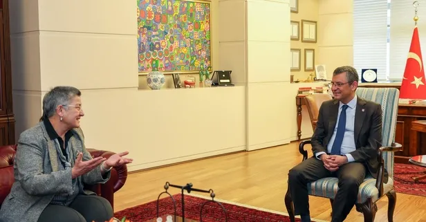 CHP'de değişen bir şey yok: Özgür Özel TSK'ya iftira atan Şebnen Korur Fincancı ile görüştü