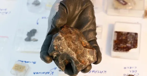 Bulduğu taş 4 milyon TL ediyor! Diyarbakır'da yaşayanlar yere dikkatli baksın! Tarlada gezerken milyoner oldu