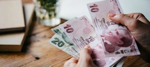 Emekliye en az bin 565 lira