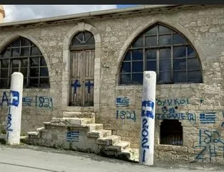 Ersin Tatar’dan Rumların camiye saldırmasına sert tepki