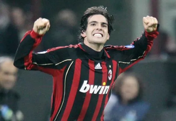 efsane-brezilyali-kakadan-flas-itiraf-fenerbahceye-attigim-golu-unutamam-1607617004332.jpg Efsane Brezilyalı Kaka'dan flaş itiraf: Fenerbahçe'ye attığım golü unutamam-6