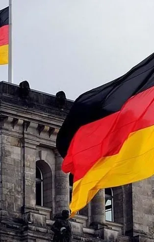 Dünyanın en büyük ilaç üreticilerinden olan Almanya ilaç tedariki konusunda ağır sıkıntılar yaşıyor