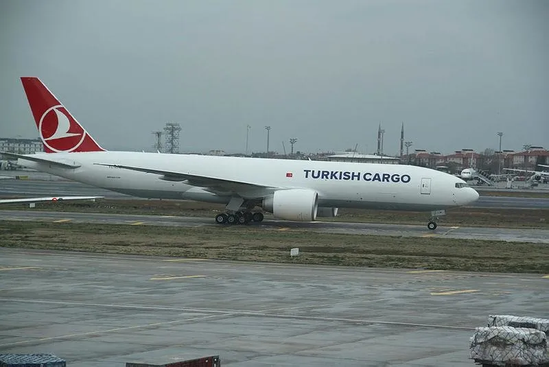 THY’nin yeni kargo uçağı İstanbul’da