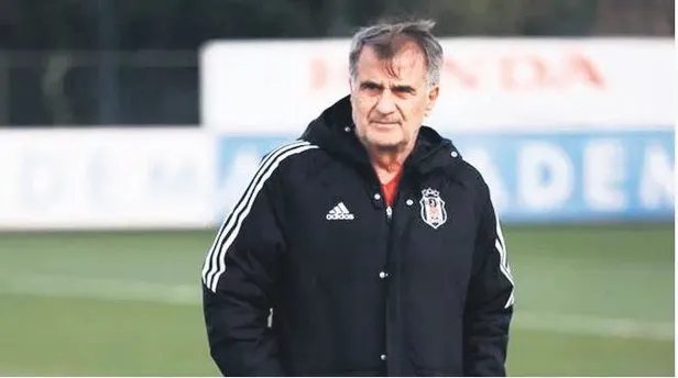 besiktas-formasiyla-3-donemini-geciren-vincent-aboubakar-carpici-aciklamalar-1674604870291.jpeg