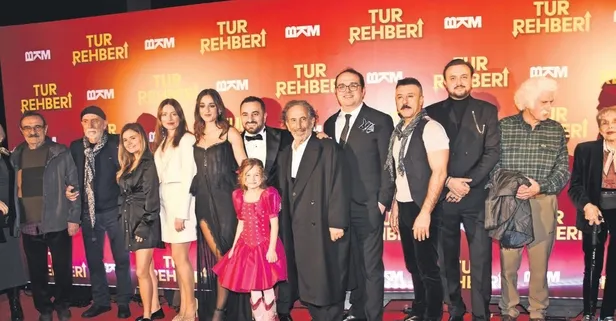 Tur Rehberi filminin galasına ünlü akını!