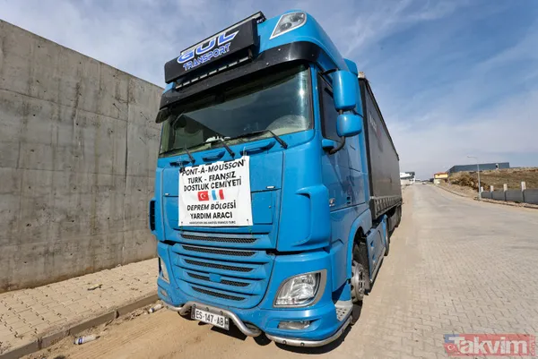 Deprem Sonrası Devlet Ve Millet Ele Ele Verip Yaralarını Sararken Dünya Da Önemli Bir Dayanışma Örneği Sergiledi. Çok Sayıda Ülke Arama Kurtarma Ekibi Gönderdi,...