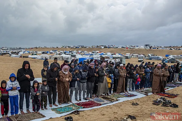 Gazze’de buruk bayram! Refah, Deyr El Balah, Cibaliye… Filistinliler bombardıman altında bayramı kutluyor - 11