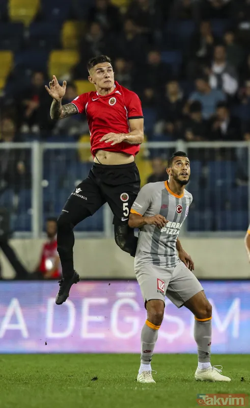 Galatasaray taraftarından Fatih Terim'e büyük tepki: Sorun Levent hocada değilmiş - 21