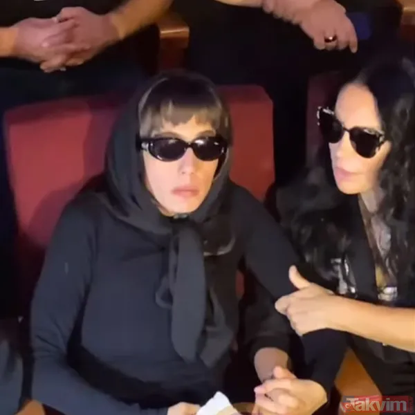 Ahu Tuğba’nın kızı Anjelik Calvin'den duygusal sözler: Allah'tan geldik Allah'a gideceğiz | Annem bana ilk Ayet-el Kürsi'yi öğretti - 3