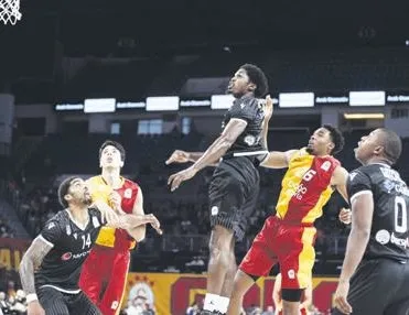 Temsilcilerimiz bugün parkeye çıkıyor