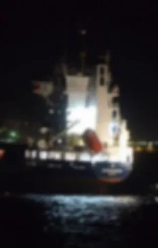 Sivriada açıklarında tanker ile yük gemisi çarpıştı