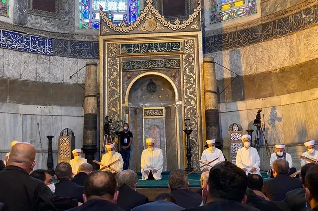 Son dakika: Hazine ve Maliye Bakanı Berat Albayrak'tan Ayasofya paylaşımı: Kalbimizde Yasin, zihnimizde Fetih...