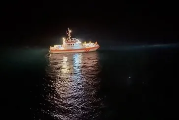 Kruvaziyerden düşen yolcu aranıyor