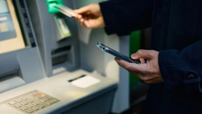 merkez-bankasi-duyurdu-fast-sisteminde-yeni-donem-2-el-arac-alim-satim-islemleri-icin-guvence-1717568624426.jpeg Merkez Bankası duyurdu: FAST sisteminde yeni dönem | 2. el araç alım-satım işlemleri için güvence...-4