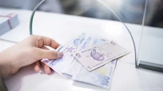 Hesaplı emeklilikte kritik hafta! Yüzde 45’lik asgari ücret etkisi kapıda: İhya, borçlanma...