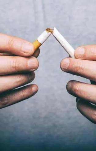 Sigaraya dikkat edin! "Covid-19 bulaştırma riski ortaya çıkıyor"