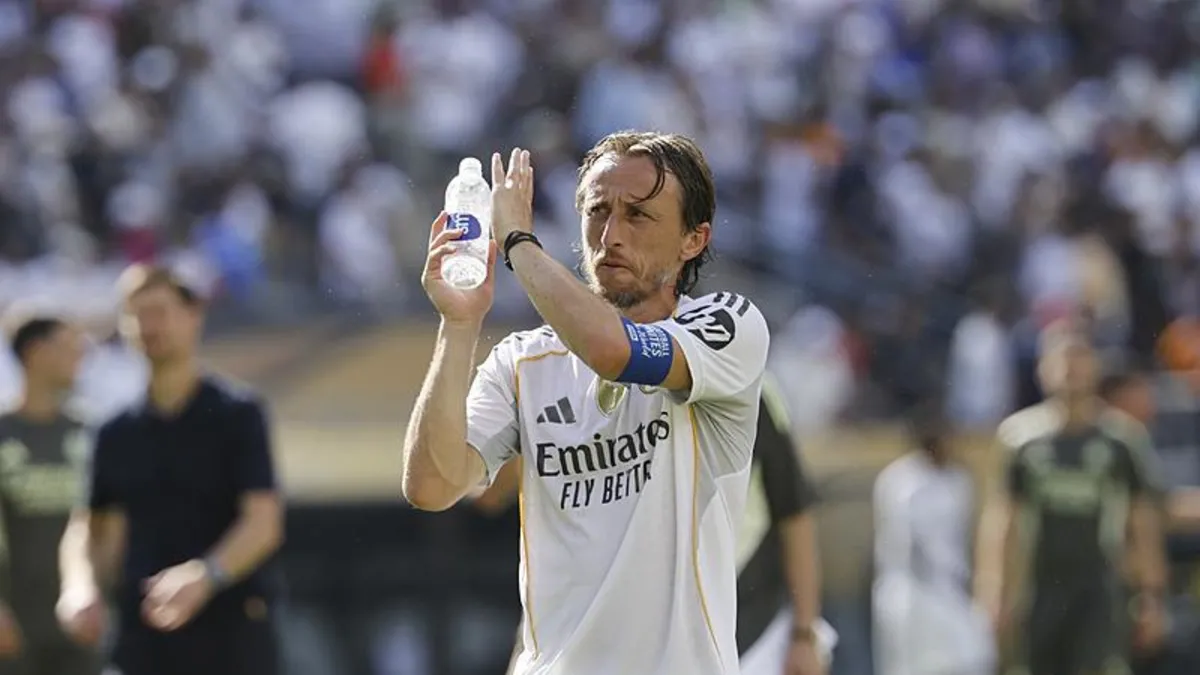 Luka Modric Real Madrid'e veda etti