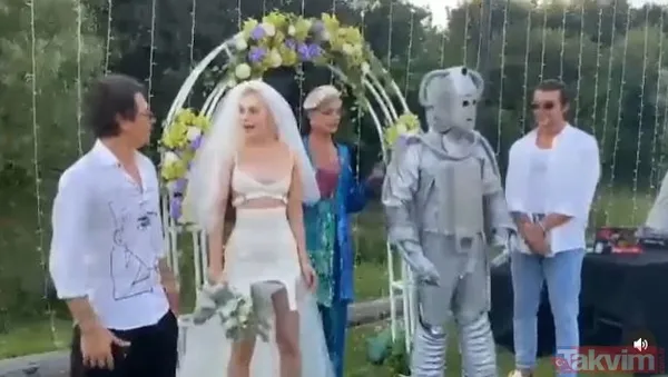 Aleyna Tilki gelinliğini giydi Cemal Can Canseven ile Ersay Üner’i şahit yaptı! ‘Evet’ diye bağırdı o anlar sosyal medyaya damga vurdu - 7