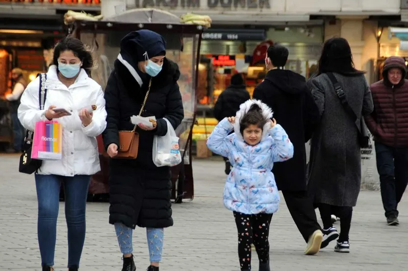 48-saat-boyunca-surecek-istanbulu-bastan-asagi-kusatacak-uzmanlardan-kirmizi-alarm-subat-sonu-1708102116076.jpeg İstanbul'u baştan aşağı kuşatacak! 48 saat boyunca sürecek! Uzmanlardan kırmızı alarm! Şubat sonu...-5