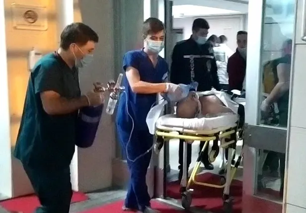 Son dakika: Adana'da gece yarısı iki grup arasındaki kavgadan kan aktı-4