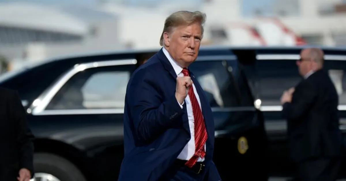 ABD Başkanı Donald Trump canavarı çalıştırdı! Daytona 500 yarışlarının startını verdi