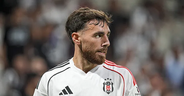 Orkun Kökçü kaptan olarak sahada