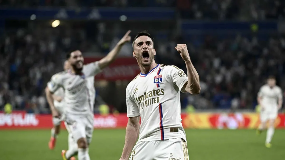 Nicolas Tagilaifco Lyon'da kaldı