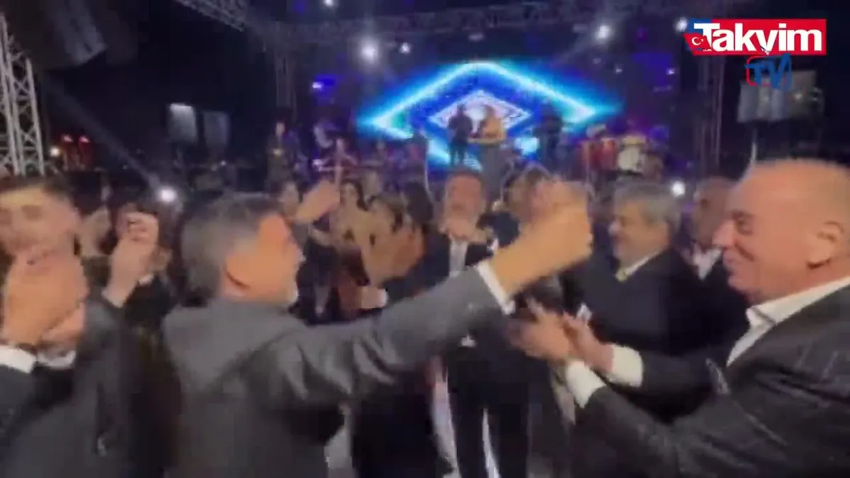 İzzet Yıldızhan'ın oğlunun düğünde paralar havada uçuştu!