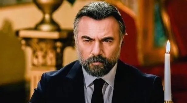 oktay-kaynarcanin-dizisinden-flas-gelisme-edhodan-ben-bu-cihana-sigmazama-ince-gecis-ekibe-yeni-bir-isim-katil-1653559899080.jpg EDHO'dan Ben Bu Cihana Sığmazam'a ince geçiş! Ekibe yeni bir isim katıldı! Oktay Kaynarca'nın dizisinden flaş gelişme!-2