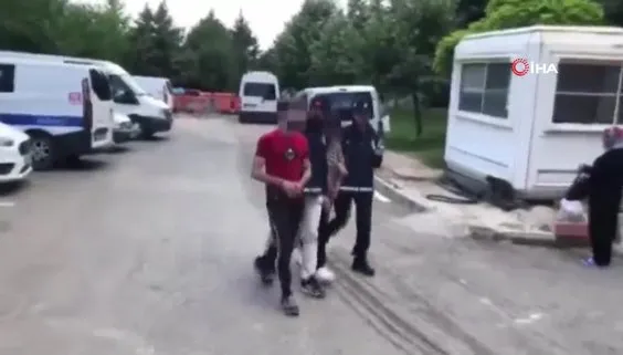 Evlerden güpegündüz hırsızlık yapan el arabalı şahıslar böyle görüntülendi