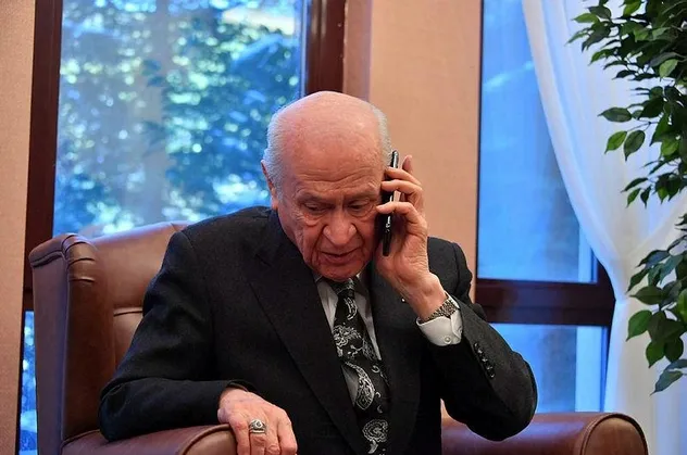 Son dakika: MHP Genel Başkanı Bahçeli, Başkan Erdoğan'ı arayarak "geçmiş olsun" dileğinde bulundu